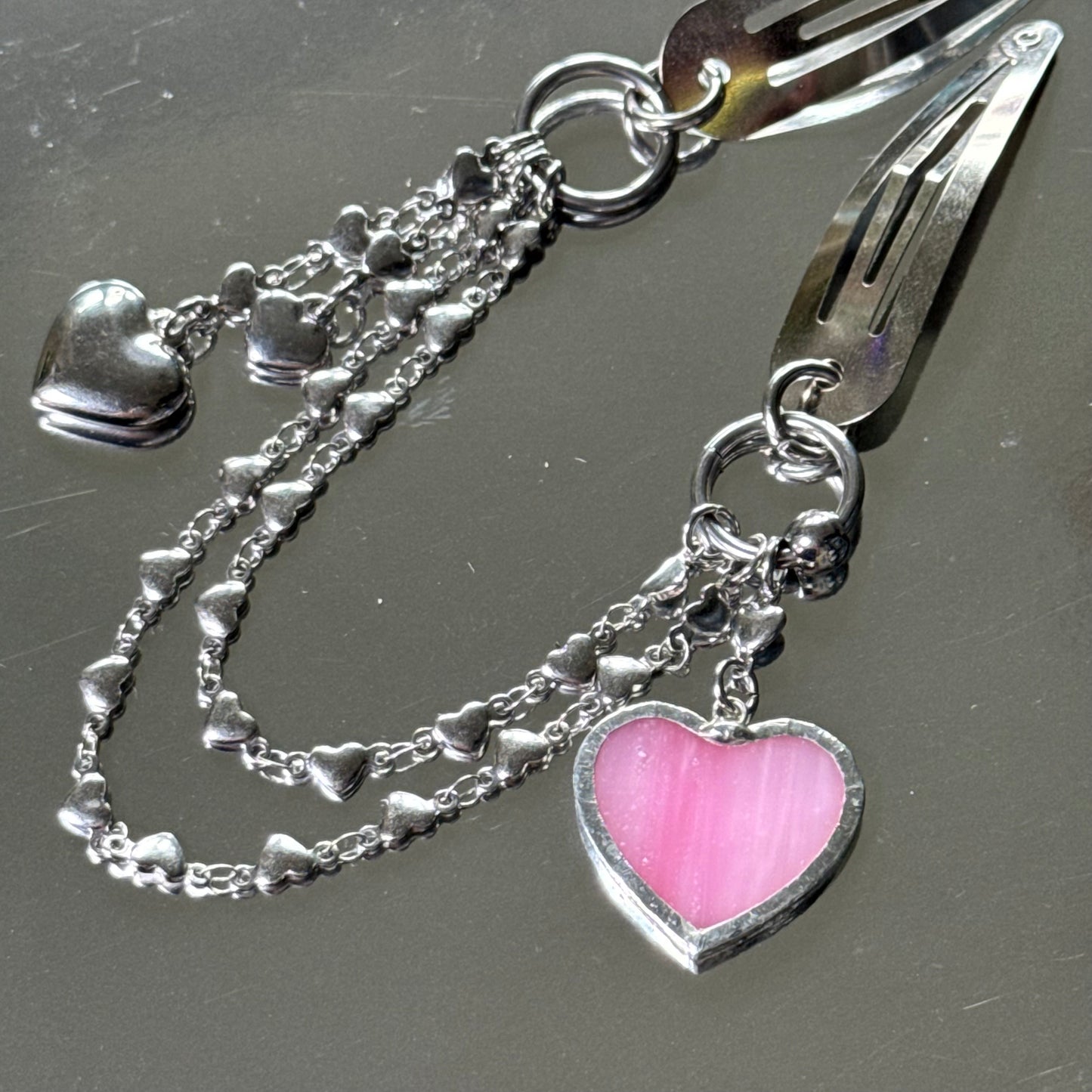 Heart hair clips - pink