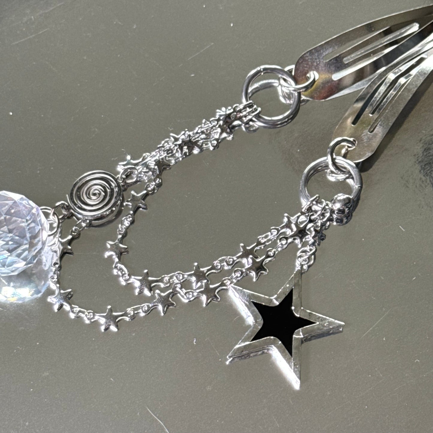 Star hair clips - black